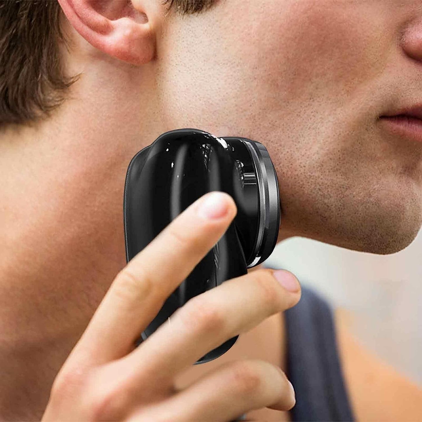 Mini Portable Electric Shaver